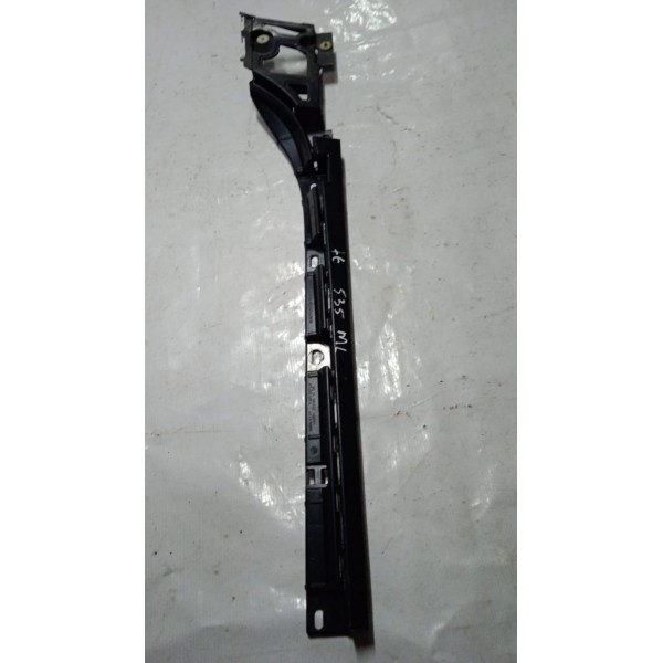 Guia Suporte Lateral Spoiler L.e Bmw 535 Gt Sport 08 A 13