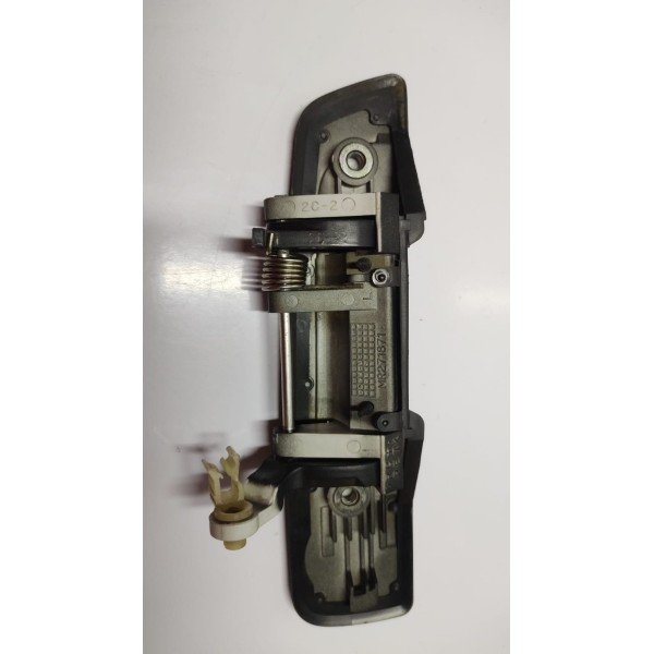 Maçaneta Externa Porta T.e Mitsubishi Pajero Tr4 04 A 15