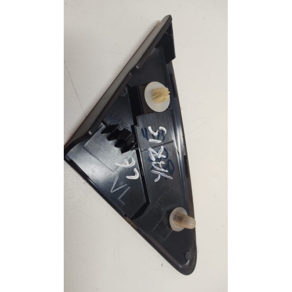 Acabamento Moldura Paralama L.e Toyota Yaris 18 A 22