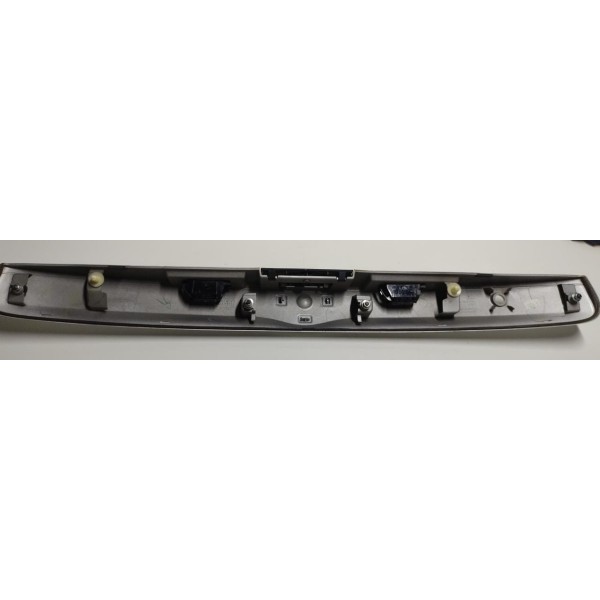 Moldura Tampa Traseira Nissan Versa 2012 A 2018