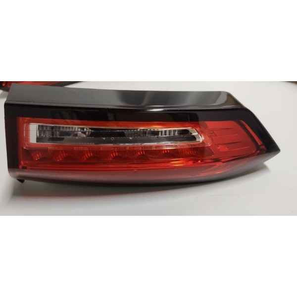 Lanterna Led Tampa Traseira Direita Fiat Cronos Original