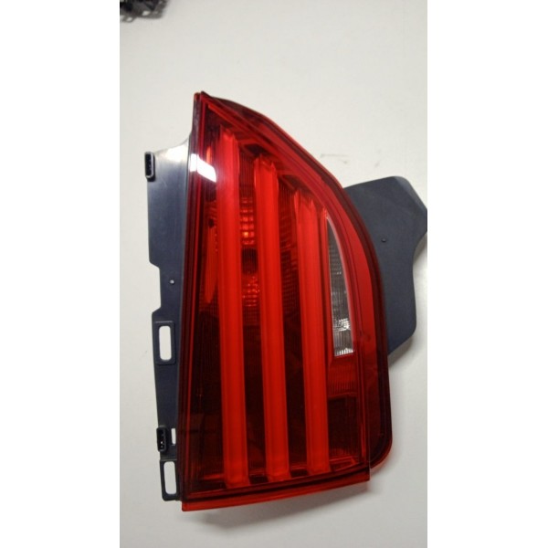 Lanterna Da Tampa L.e Bmw 535i Gt 2008 A 2013
