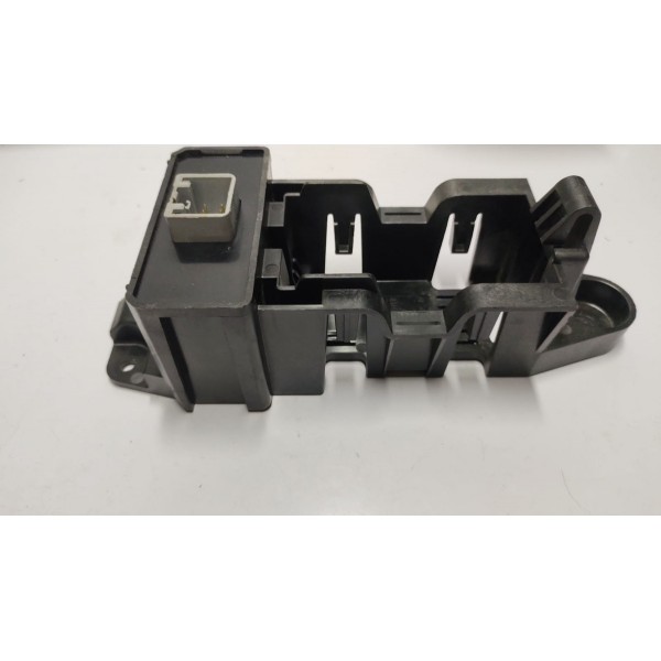 Suporte Modulo Bateria Auxiliar R.r Evoque 12 A 15