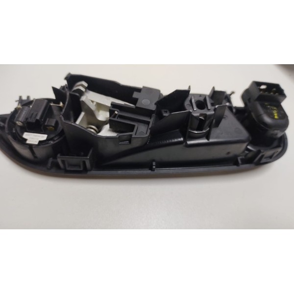 Maçaneta Interna Dianteira Esq Ford Ecosport 2014 A 2017