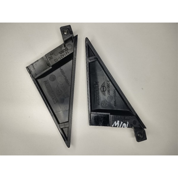 Moldura Do Canto Porta Triangular Dir - Esq Mini Cooper S