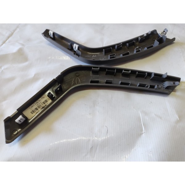 Acabamento Moldura Puxador Porta Dianteiro  Peugeot 208