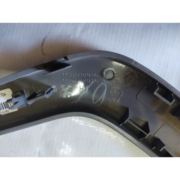 Acabamento Moldura Puxador Porta Dianteiro  Peugeot 208