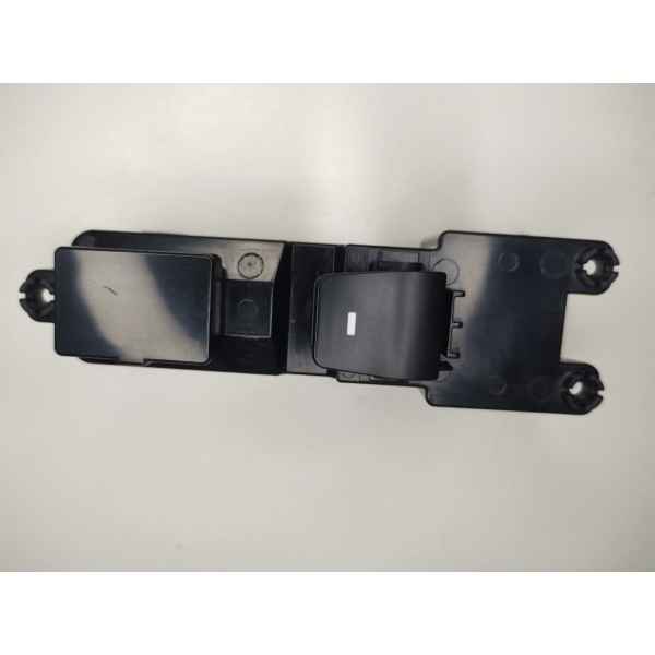 Botão Vidro Elétrico Traseiro Direito New Tucson 3c15201310