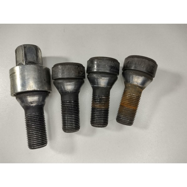 Jogo De Parafuso  Segredo Bmw 320i 328i 2013 A 2017