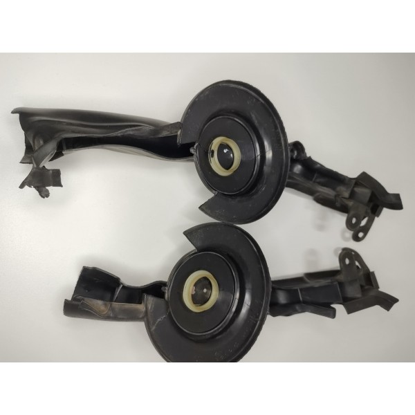 Par Vedação Aba Frontal Direito / Esquerdo Bmw 320i 328i