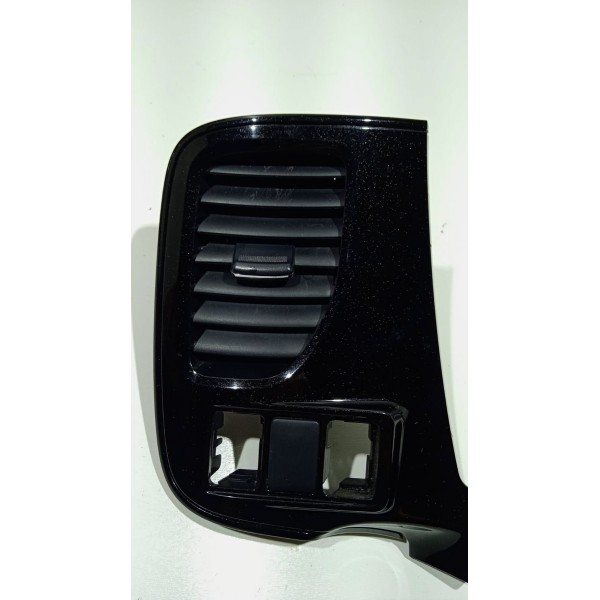 Moldura Com Difusor De Ar L.e Mitsubishi Outlander 14 A 16