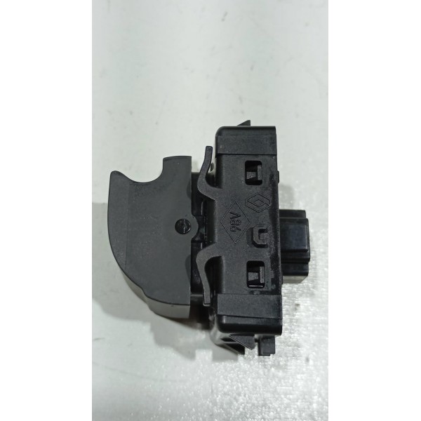 Botão Comando Vidro Elétrico D.d Renault Captur 17 A 20