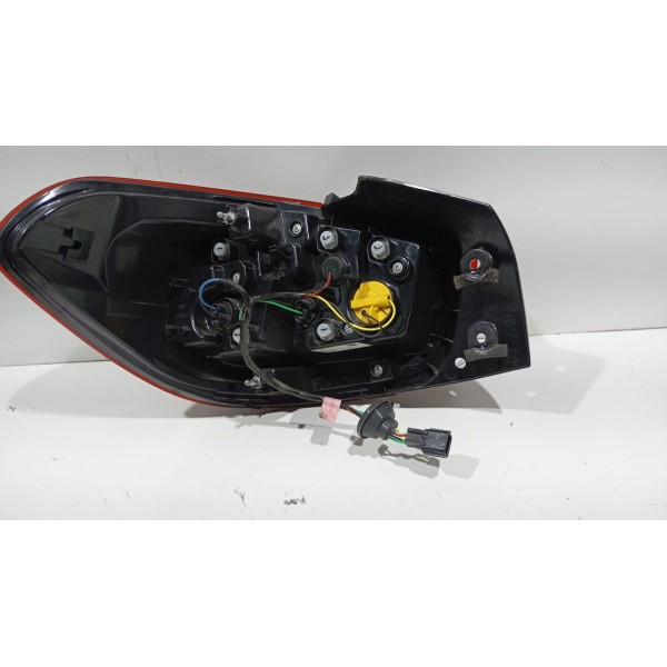 Lanterna Traseira L.d Renault Kwid 21 A 24 Original
