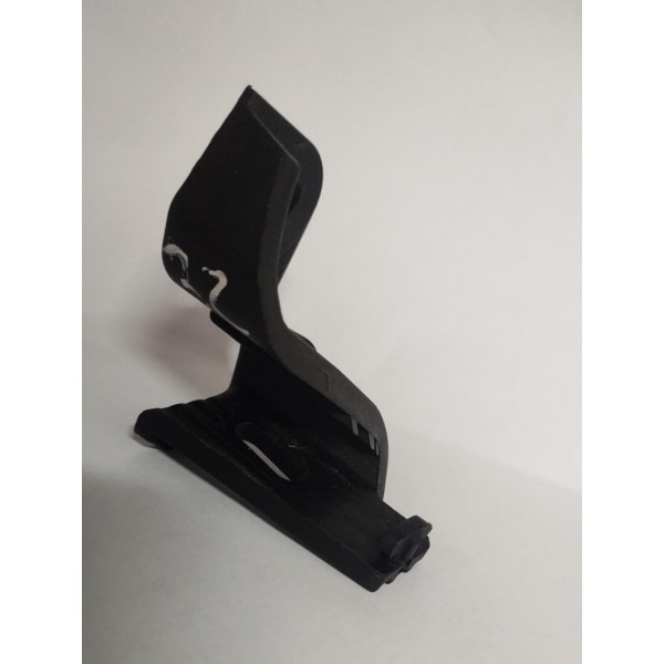 Garra Suporte Farol Esquerdo Bmw 320i 2013 A 2017