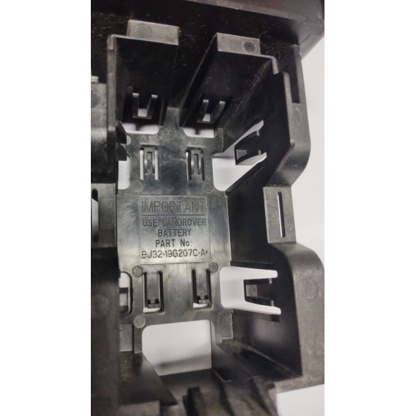 Suporte Modulo Bateria Auxiliar R.r Evoque 11 A 15