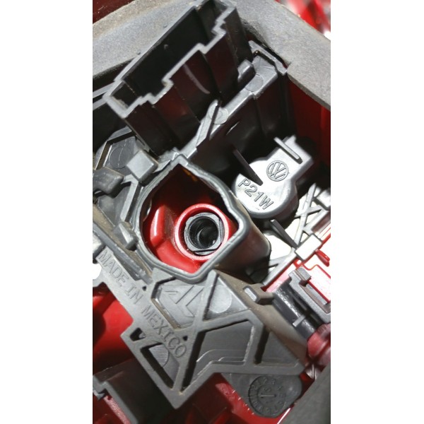 Lanterna Traseira L.d Vw Jetta 12 A 15 Original