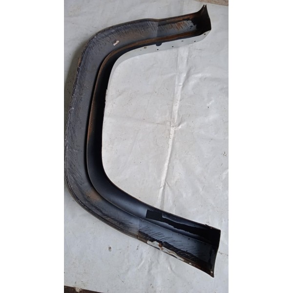 Moldura Alargador Paralama Traseiro Vw Amarok V6 3.0 18 A 22