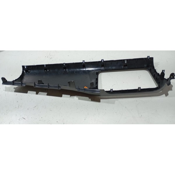 Moldura Painel Central Multimidia Nissan Kicks 20 A 25
