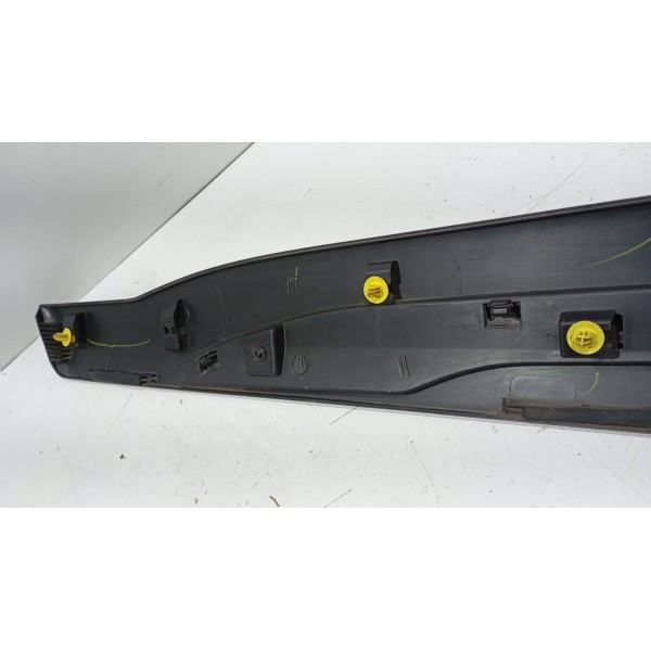 Friso Aplique De Porta D.d Nissan Kicks 16 A 25