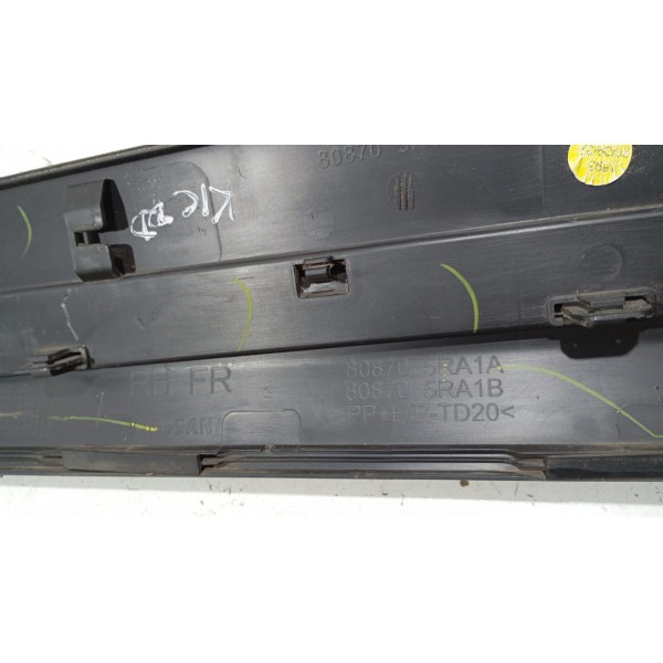 Friso Aplique De Porta D.d Nissan Kicks 16 A 25