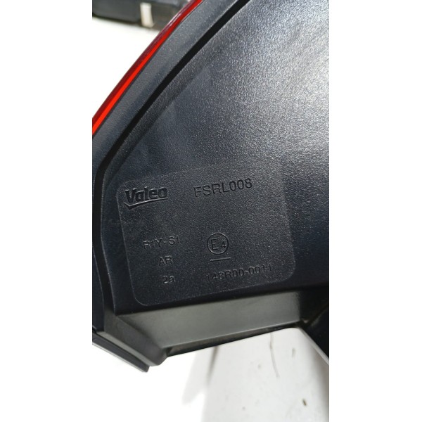 Lanterna Traseira Led L.e Nissan Kicks 21 A 25