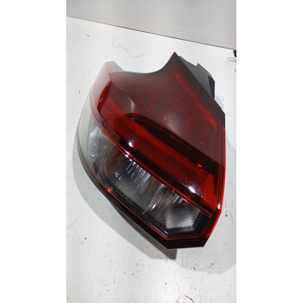 Lanterna Traseira Led L.e Nissan Kicks 21 A 25