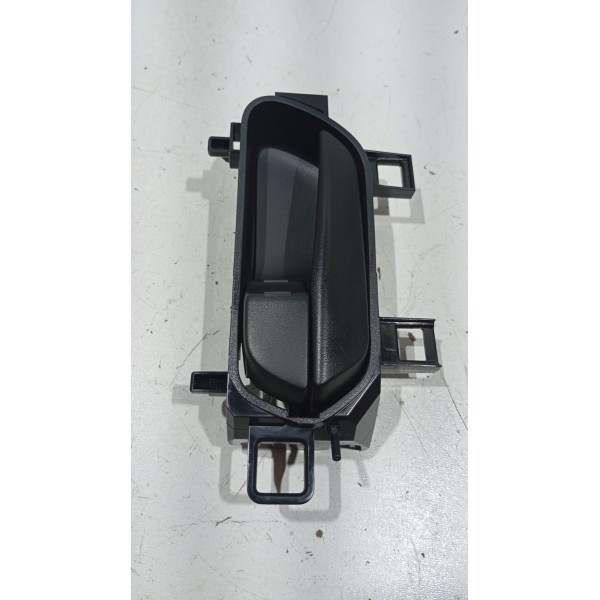 Maçaneta Interna Porta T.e Nissan Kicks 16 A 25