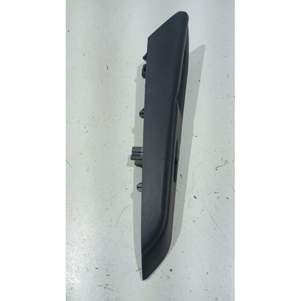 Acabamento Puxador Porta Comando Vidro T.e Nissan Kicks