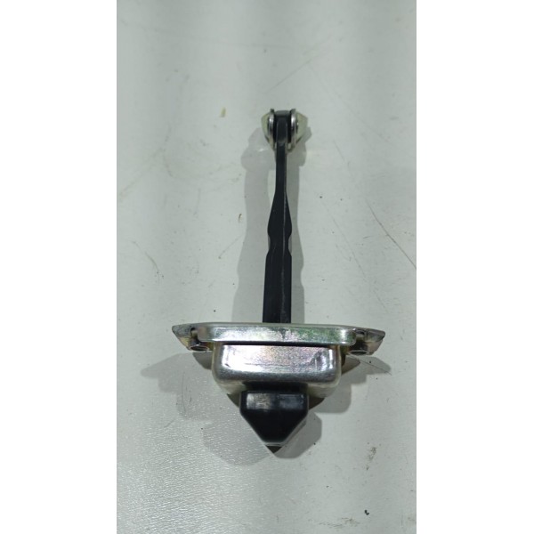 Limitador De Porta D.e Nissan Kicks 16 A 25
