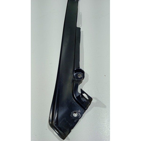 Guia Suporte Superior Farol L.e Vw Golf 14 A 19