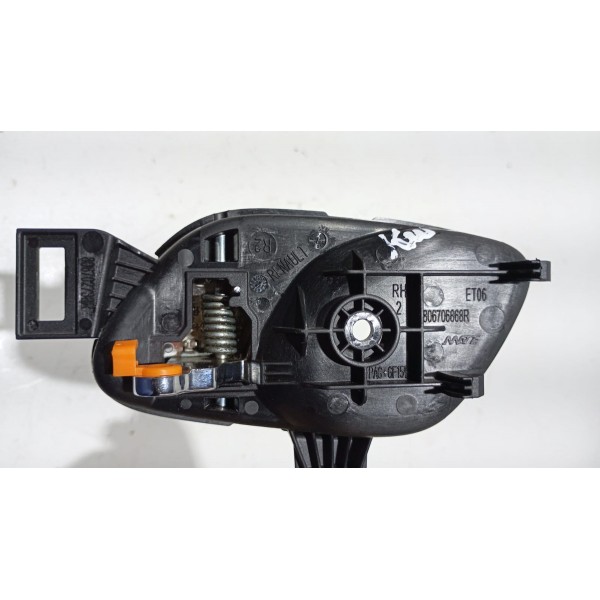 Maçaneta Cromada Interna Porta L.d Renault Kwid 17 A 24