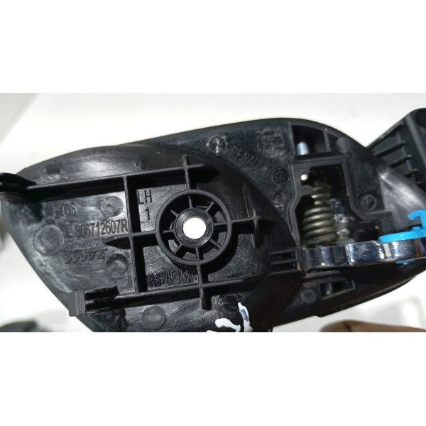 Maçaneta Interna Cromada Porta L.e Renault Kwid 17 A 24