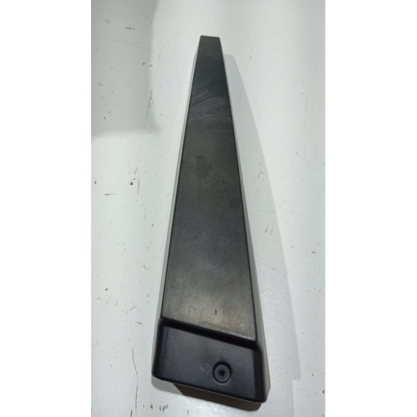 Moldura Acabamento Coluna Externa L.d Renault Megane 07 A 13