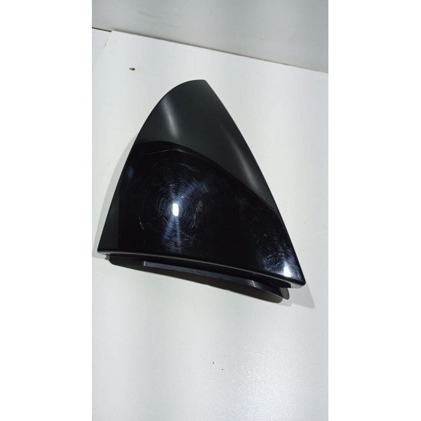 Moldura Acabamento Lanterna L.e Fiat Mobi 16 A 23