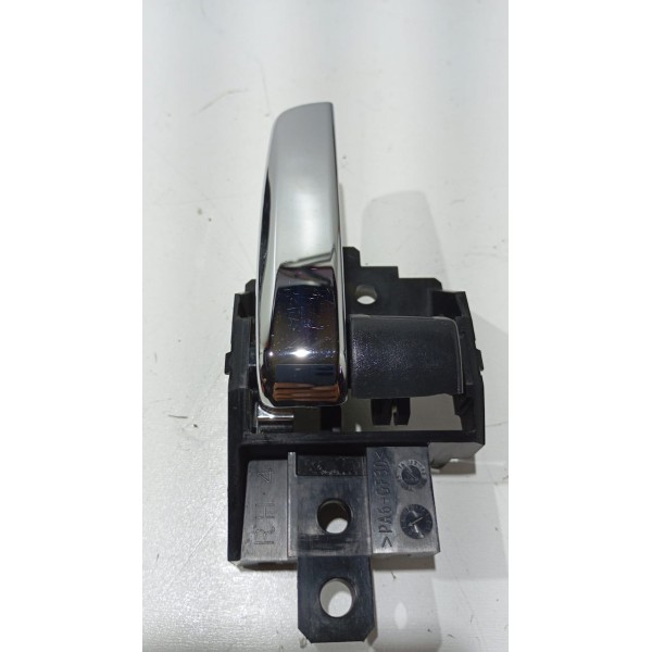 Maçaneta Interna Cromada D.d Mitsubishi Outlander 14 A 15