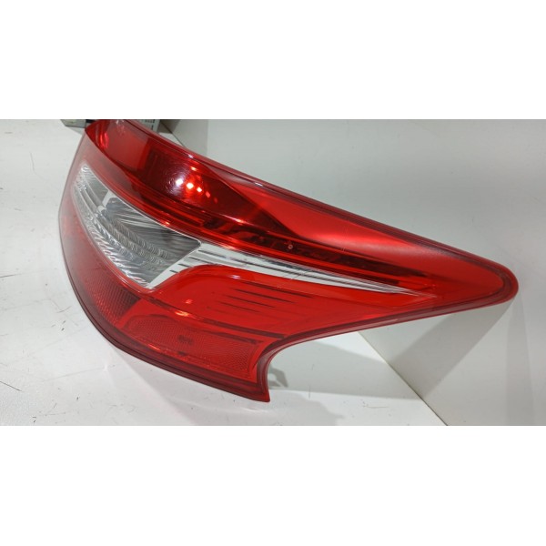 Lanterna Traseira L.d Nissan Sentra 14 A 20