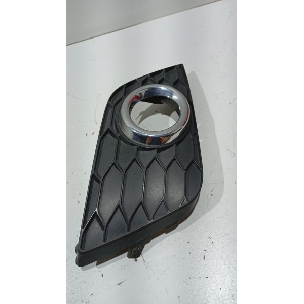 Moldura Farol Milha L.e Nissan Sentra 14 A 20 Original