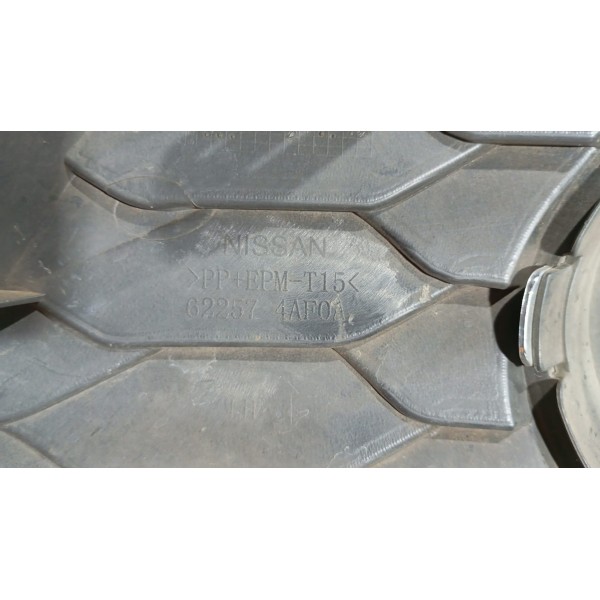 Moldura Farol Milha L.e Nissan Sentra 14 A 20 Original