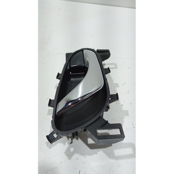 Moldura Maçaneta Interna L.e Nissan Sentra 14 A 20