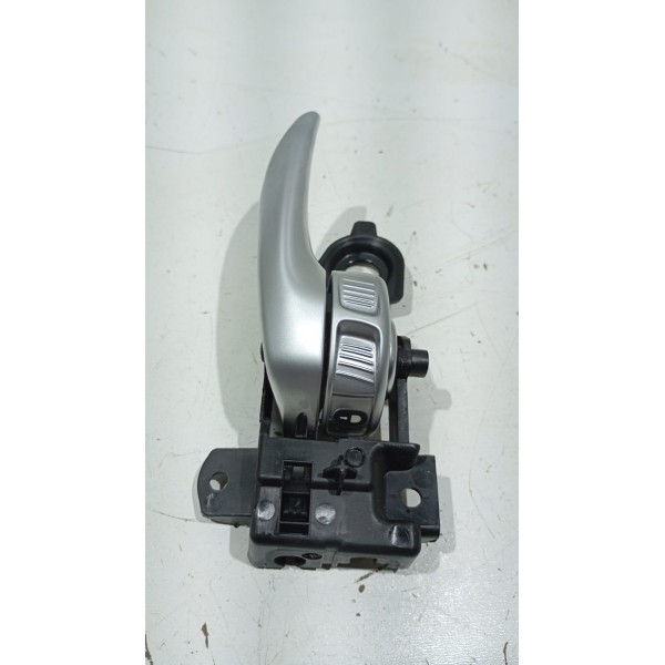 Maçaneta Interna Porta T.d Fiat Toro 16 A 23