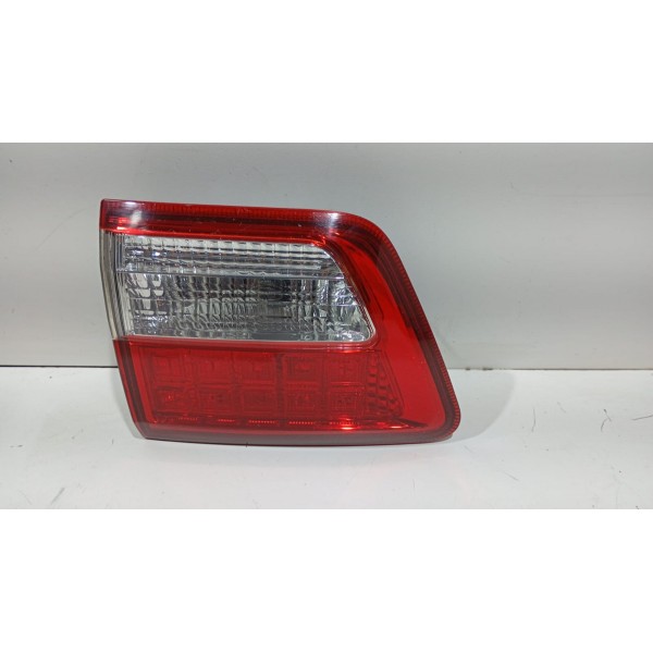 Lanterna Tampa Traseira L.e Toyota Hilux Sw4 06 A 15