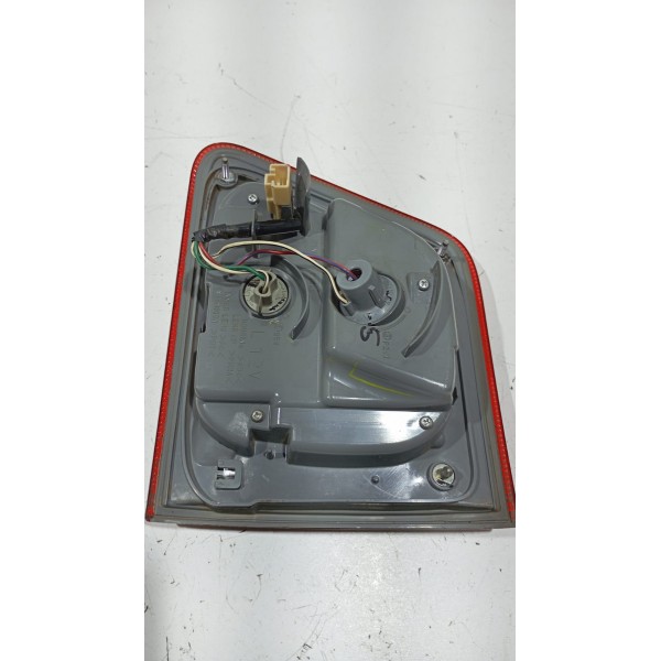 Lanterna Tampa Traseira L.e Toyota Hilux Sw4 06 A 15