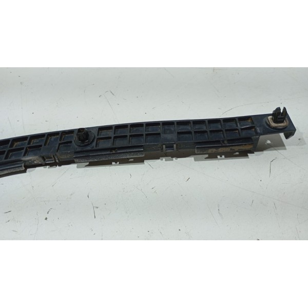 Suporte Guia Parachoque Traseiro L.d Toyota Hilux Sw4