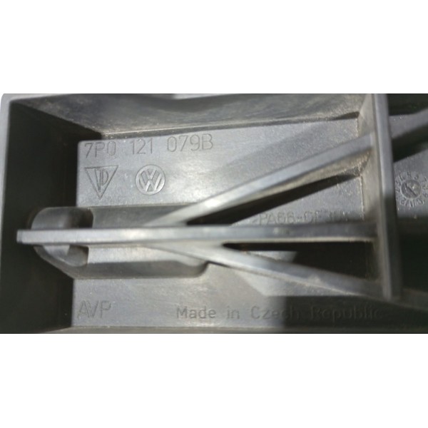 Suporte Do Radiador Vw Touareg 10 A 18