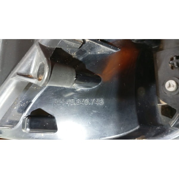 Lanterna Traseira L.d Fiat Toro 16 A 23