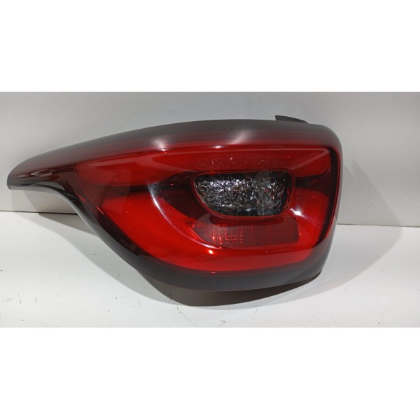 Lanterna Traseira L.e Fiat Toro 16 A 23