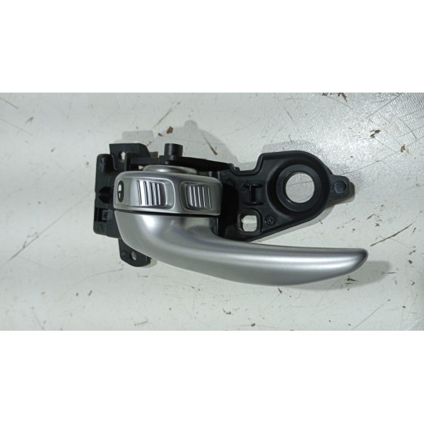 Maçaneta Interna Porta T.e Fiat Toro 16 A 23