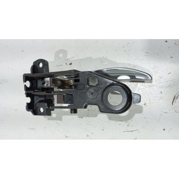 Maçaneta Interna Porta T.e Fiat Toro 16 A 23