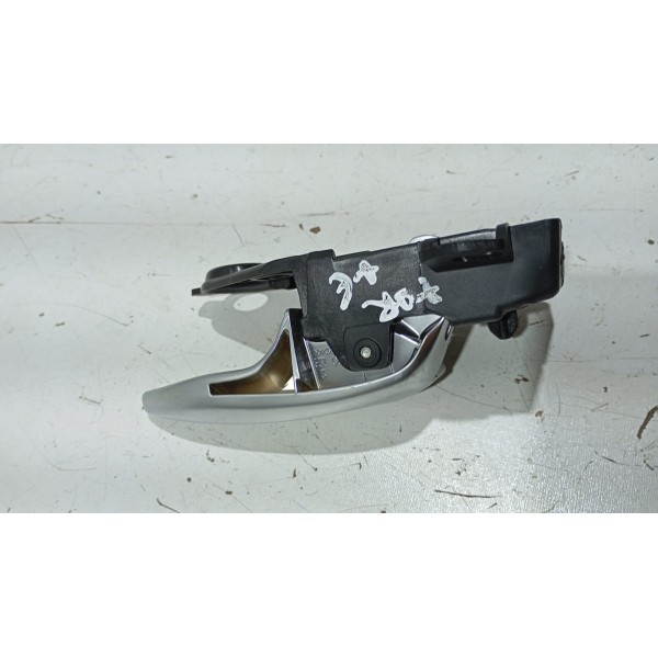 Maçaneta Interna Porta T.e Fiat Toro 16 A 23