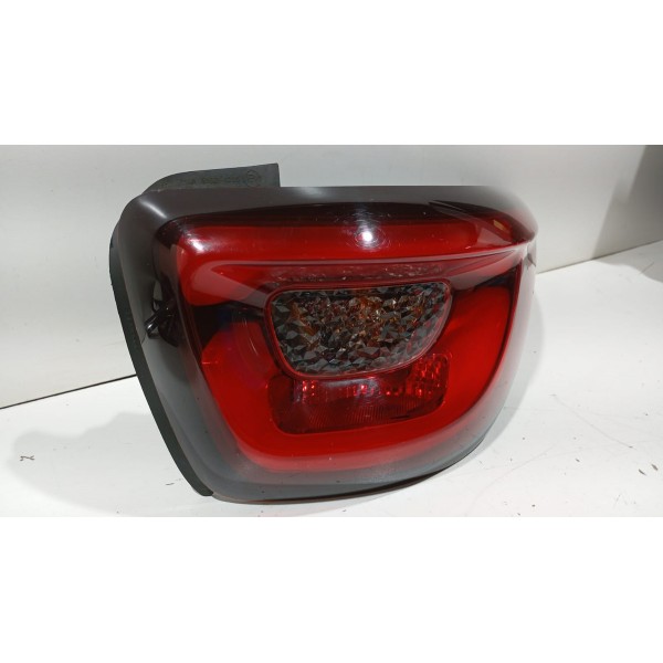 Lanterna Traseira L.d Fiat Toro 16 A 23
